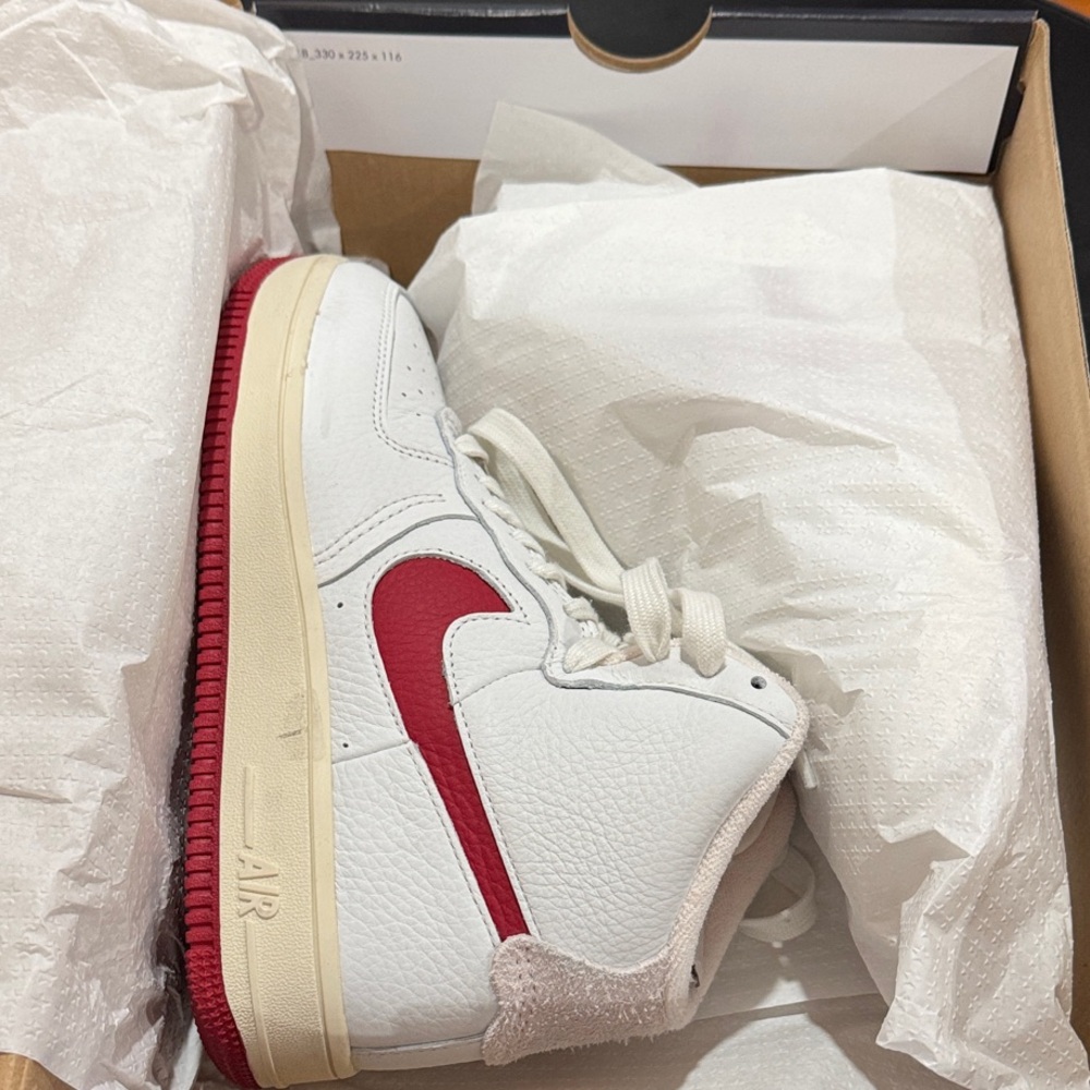 Wmns Air Force 1 High Sculpt 'White Gym Red'